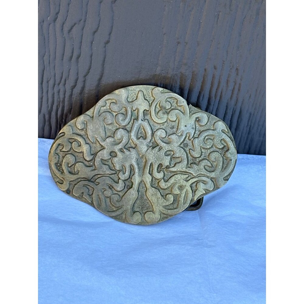 Vintage Brass Belt Buckle With Ornate Engraved Design For Men & Women Unisex